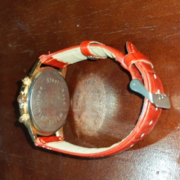 Generic Stainless Steel Watch (Red) - Picture 4 of 5